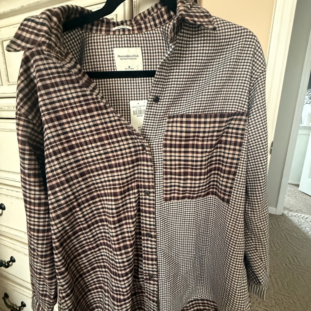 Abercrombie & Fitch Women's Brown Checkered Button Down Shirt